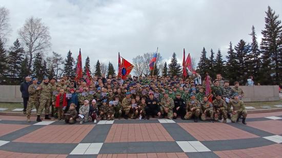 Более 500 детей приняли участие в спортивном забеге, посвящённом Победе в Великой Отечественной войне