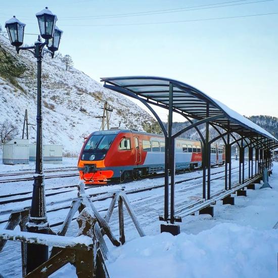 Льготные билеты на электрички учащиеся и студенты Иркутской области смогут приобретать через мобильное приложение