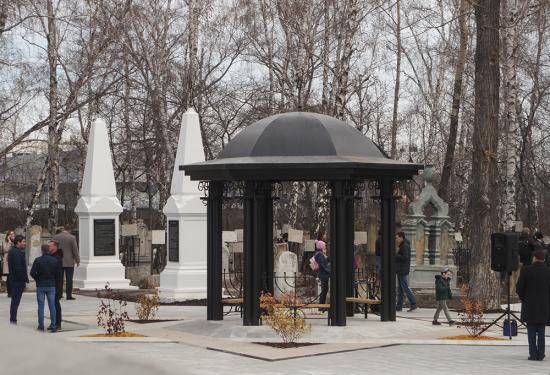 Входную группу после реконструкции открыли на старом Еврейском кладбище в Иркутске