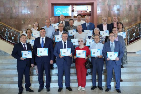 Почтовую марку посвятили трудовой доблести Иркутска