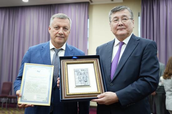 Дипмиссия Генерального консула Монголии в Иркутске господина Жигмэда Энхжаргала завершилась