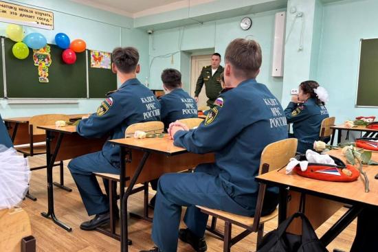 Участники региональной программы «Герои Приангарья» поздравили школьников и студентов с началом учебного года