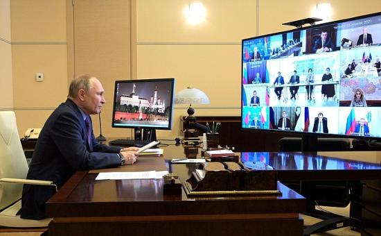 Фото пресс-службы Кремля Треть населения Иркутской области пользуется мерами соцподдержки