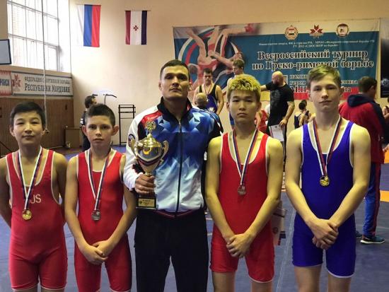 Спортсмены Приангарья завоевали медали на первенстве России по греко-римской борьбе по спорту глухих