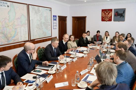 Вопросы развития сферы информационных технологий в регионе обсудили Дмитрий Григоренко, Игорь Кобзев и руководители ИТ-компаний Приангарья
