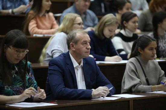Сергей Левченко занял восьмое место медиарейтинга глав регионов СФО по итогам января