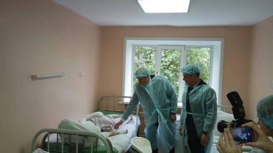Один ребенок имеет ожог 25% поверхности тела, у двоих детей ожог – до 15%, у остальных – 10% Следственные органы показали видео происшествия в ТРК Комсомолл