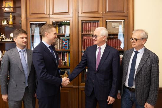 Развитие экономики Сибири обсудили Михаил Хардиков и президент РСПП