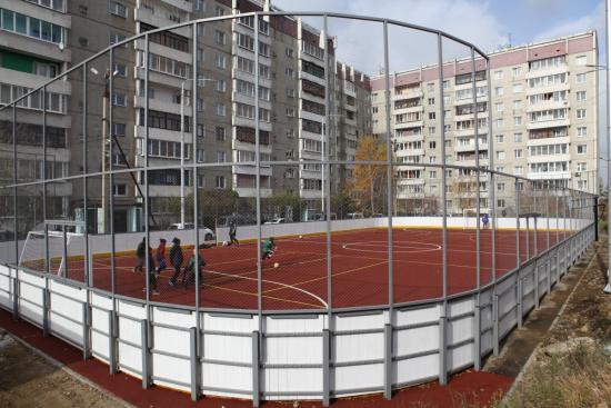 Новый хоккейный корт обустроили в микрорайоне Университетский Иркутска