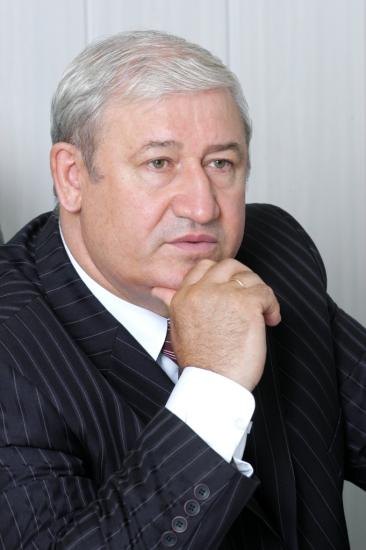 Официально А. Хоменко приступит к исполнению обязанностей президента ИрГУПС после завершения его полномочий в должности ректора вуза — 27 января 2018 года Андрей Хоменко единогласно избран президентом Иркутского государственного университета путей сообщения