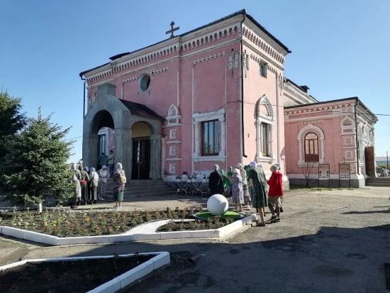 Один из старейших приходов Прибайкалья – храм Иоанна Предтечи в поселке Кутулик – отметил 260 лет освящения