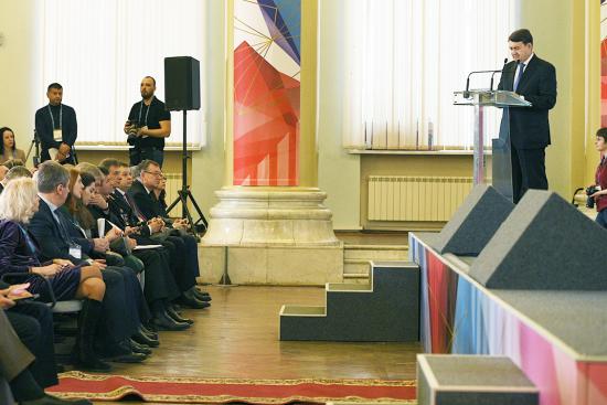 Ректор ИрГУПС Сергей Каргапольцев принимает участие в работе форума «Транспортное образование и наука - 2019»