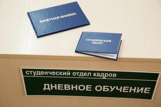 Все по-взрослому: школьники и студенты составят идеальное резюме инженера