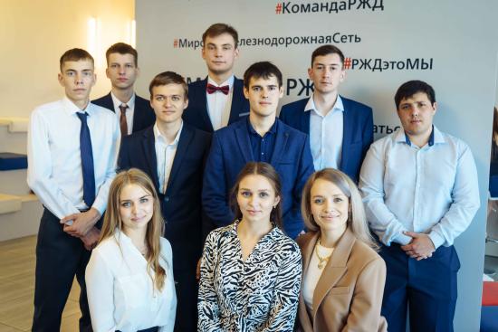 Студенты-выпускники ИрГУПС борются за звание "Лучшей академической группы"