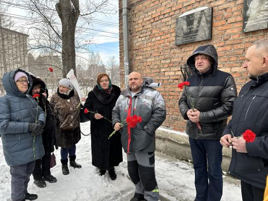 В Шелехове почтили память первого директора ИркАЗа Тимофея Панжина