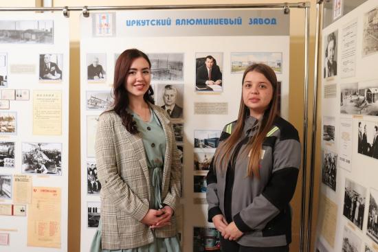 Сотрудники ИркАЗа почтили память бывшего директора завода