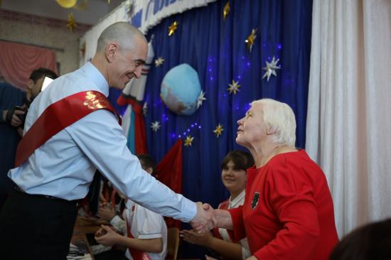 Герой России, летчик-космонавт Анатолий Иванишин встретился со школьниками Тулунского района
