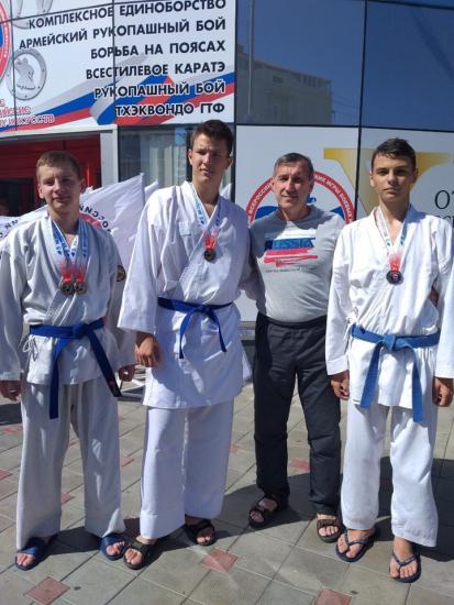 Каратисты Иркутской области успешно выступили на Всероссийских юношеских играх