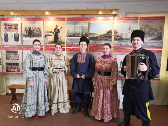 Выставка «Казачество на государевой службе» открылась в Ремесленном подворье