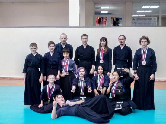Спортсмены Иркутской области привезли медали с первенства и чемпионата Сибири по кендо