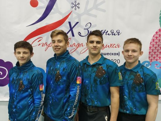Сборная Иркутской области выиграла «золото» в керлинге на Спартакиаде среди учащихся России