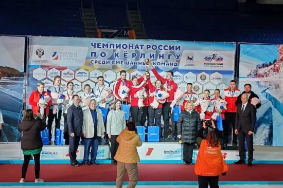 Команда «Иркутская область-Комсомолл 1» стала серебряным призером чемпионата России по керлингу