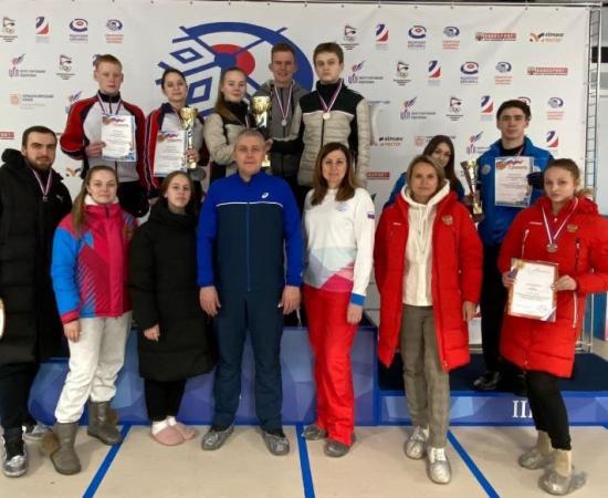 Керлингисты из «Комсомолла 1» одержали победу на первенстве Сибири