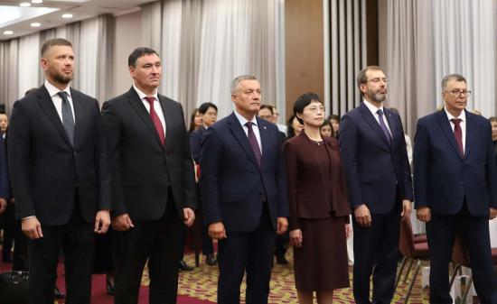 Мэр Иркутска Руслан Болотов принял участие в торжественном приеме в честь 77-й годовщины образования КНР