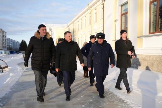 Несколько объектов комплекса Иркутского Суворовского военного училища планируют открыть в первом квартале 2024 года