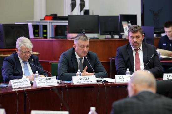 Вопрос восстановления порта Осетрово в Усть-Куте предложил рассмотреть на федеральном уровне Игорь Кобзев