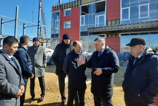 Строительство трех спортивных объектов завершат в 2023 году в Приангарье