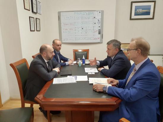 Реконструкция причалов порта Байкал и Листвянки может быть включена в госпрограмму