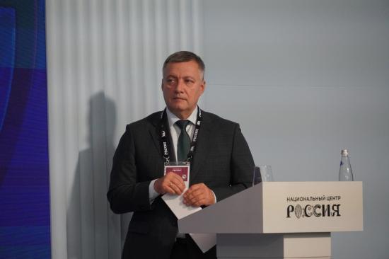 Новые направления для подготовки кадров для туротрасли предложил открыть Игорь Кобзев в вузах и учреждениях СПО Сибири и Дальнего Востока