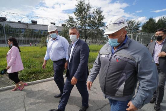 Губернатор Иркутской области обсудил экологические вопросы с руководством и сотрудниками ИркАЗа