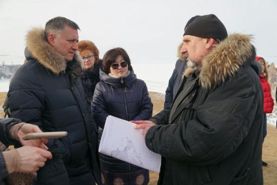 Игорь Кобзев обещал бывать в Ольхонском районе раз в три месяца