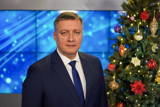 Губернатор Приангарья Игорь Кобзев поздравил жителей региона с Новым 2023 годом