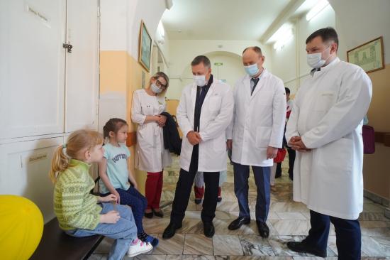 Фото Алексея Головщикова В Иркутске планируют открыть Центр реабилитации пациентов Иркутской областной детской больницы