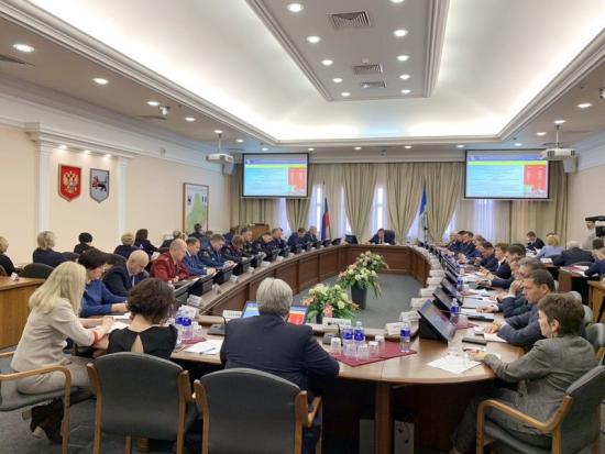 Власти Иркутской области рекомендовали отменить выезды за пределы региона и проведение массовых мероприятий