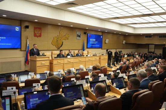Игорь Кобзев: экономика региона, несмотря на непростые условия и внешнее давление, выдерживает удар