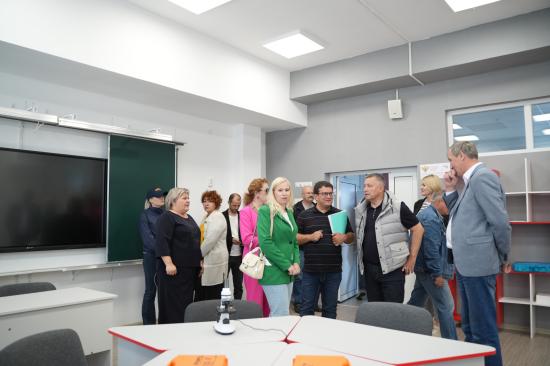 Недостатки выявили при эксплуатации новых школы и детского сада в Тулуне