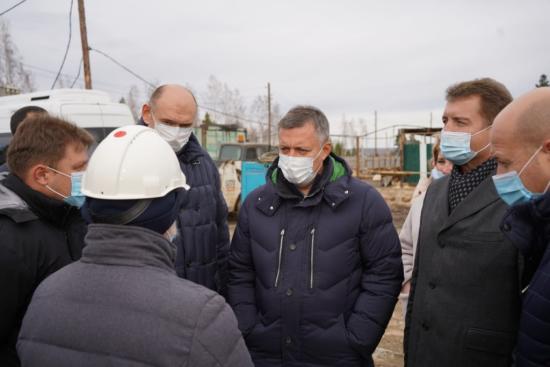Подрядчики в Тулуне вновь срывают сроки строительства