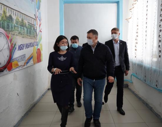 Капитально отремонтированные школы Приангарья будут оснащать новой мебелью и оборудованием для пищеблоков