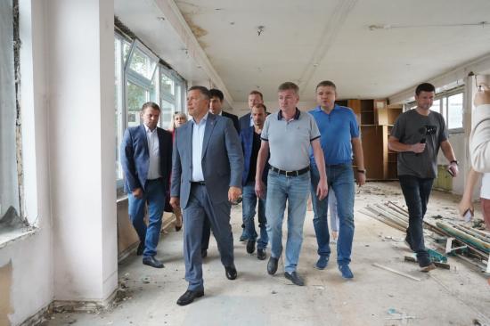 Подрядчику по капремонту детсада в Вихоревке предложили ускориться