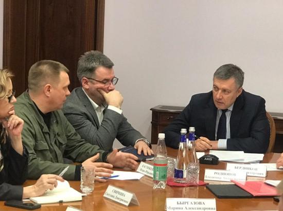 Проблемы жителей пострадавших от наводнения территорий обсудили на встрече в правительстве Приангарья