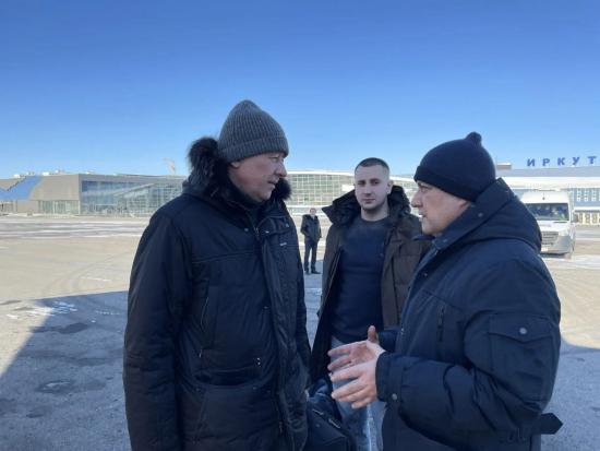 Губернатор Приангарья Игорь Кобзев и заместитель полпреда Президента в СФО Вадим Головко вылетели в Бодайбо