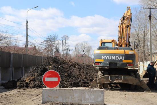 Около 50% водовода на улице Баррикад в Иркутске заменили с увеличением диаметра труб