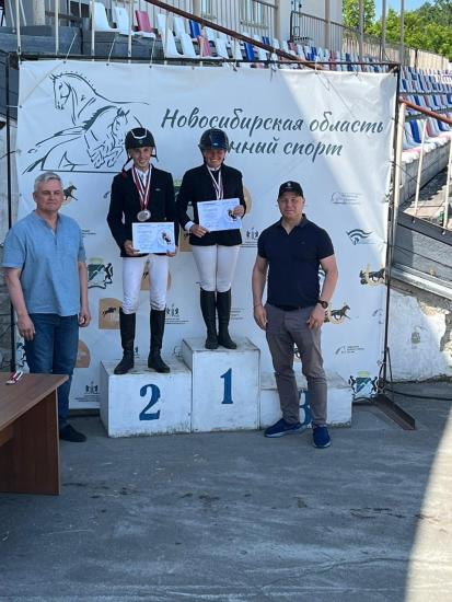 Анастасия Тихомирова вновь стала абсолютной победительницей открытого чемпионата Сибири по конкуру