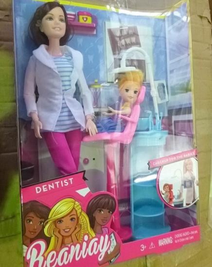 Партию контрафактных кукол Barbie выявили иркутские таможенники