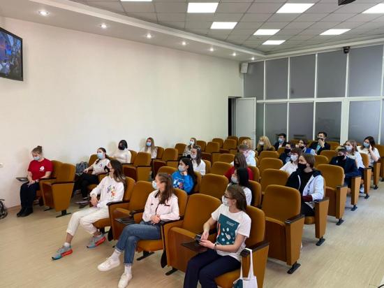 Почти две тысячи школьников Иркутской области написали Космический диктант