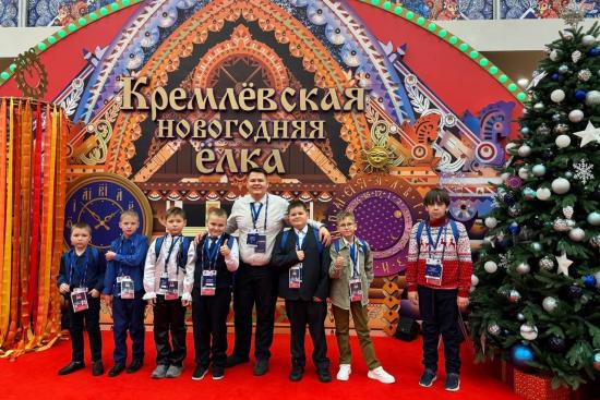 Кремлевскую елку посетили 76 детей из Иркутской области
